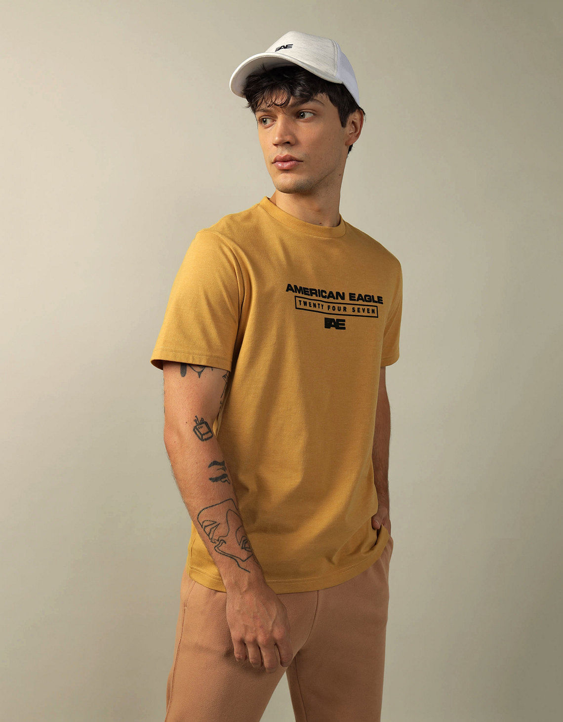 Camiseta AE gráfica con logo super suave | Tienda Online