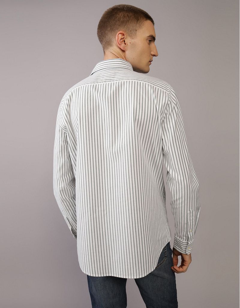 Camisa negra a rayas de manga larga de satén de New Look